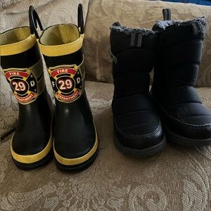 Toddler boot bundle sz 9 + 10